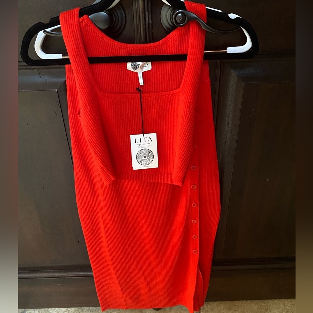 Lita by Ciara a fiery, red, small knit skirt set
